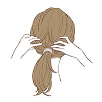 Step3髪をふたつに分けて